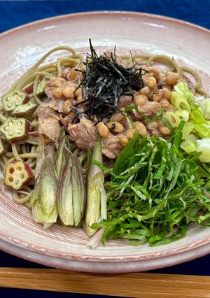 納豆とサバ缶で　ひっぱり蕎麦　-レシピのメイン写真