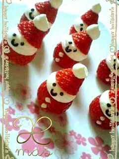 クリスマスケーキに!!苺サンタクロース-レシピのメイン写真