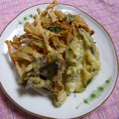エビ入りかき揚げと野菜の天ぷら盛り合わせ-レシピのメイン写真