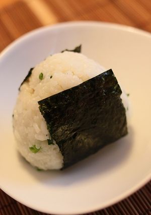 チキンラーメン味のおにぎり☆-レシピのメイン写真