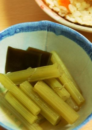 昆布もそのまま☆かんたん♪ふきの煮物-レシピのメイン写真