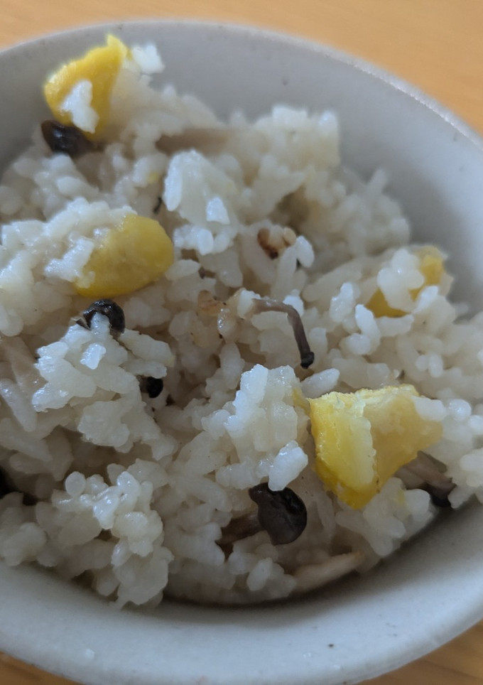 ゆる簡単くりの炊き込みご飯☆秋の味覚♪-レシピのメイン写真