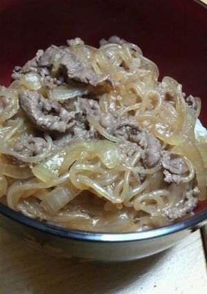 初心者も簡単♪ﾅｲｽ牛丼-レシピのメイン写真