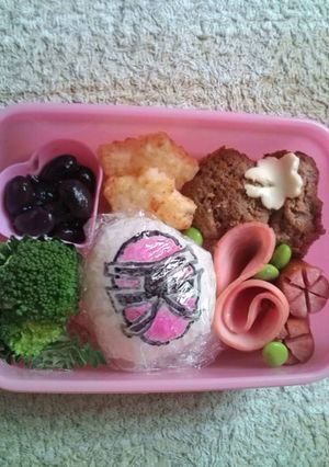 キャラ弁・ｼﾝｹﾝｼﾞｬｰ ☆ ピンク-レシピのメイン写真