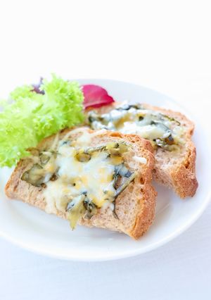 塩気＆食感が良い【漬物チーズトースト】-レシピのメイン写真