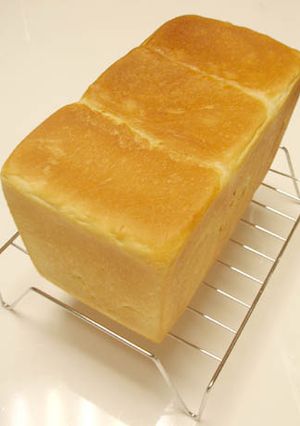 しっとり★ハニー生クリーム食パン-レシピのメイン写真