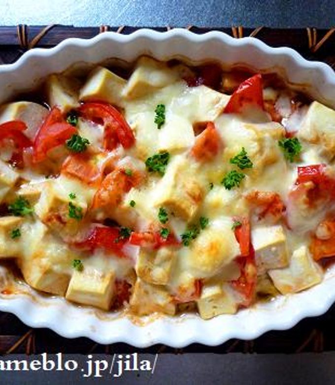 激うま簡単トマトと豆腐と挽肉のチーズ焼き by 志野mama