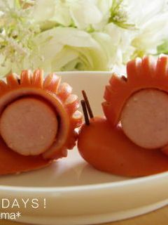 でんでん虫のウインナー飾り切り♪キャラ弁-レシピのメイン写真