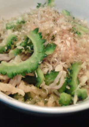 シンプル！冷やしゴーヤー蕎麦-レシピのメイン写真