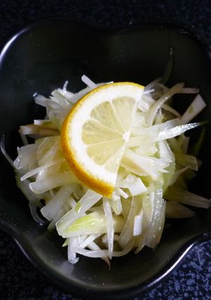 いか燻とセロリのオリーブサラダ♪-レシピのメイン写真