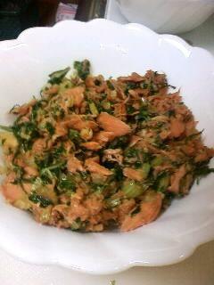 セロリの葉とツナの炒め物-レシピのメイン写真