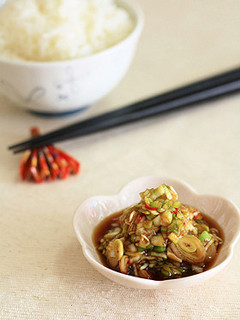 納豆や豆腐に、醤油で簡単・ねぎ唐辛子!-レシピのメイン写真