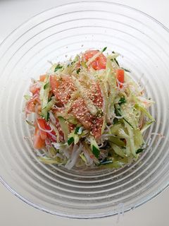 セロリとカニカマの中華サラダ-レシピのメイン写真
