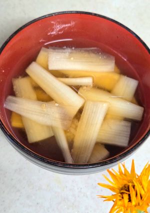 香り良し、本格時短派ウドの味噌汁-レシピのメイン写真
