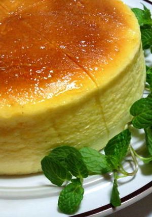 甘さ控えめ♪なめらかスフレチーズケーキ☆-レシピのメイン写真