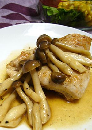 鶏胸肉のふっくらソテーきのこワインソース-レシピのメイン写真