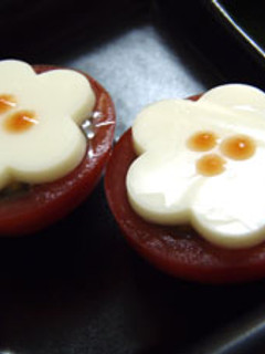 お弁当のおかずにも♪お花の咲いたトマト -レシピのメイン写真