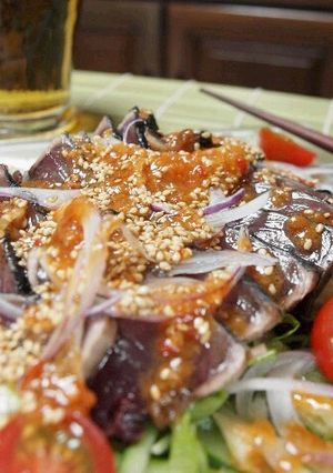 ご飯もお酒もすすむ☆鰹のたたきサラダ♪-レシピのメイン写真