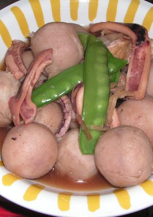 冷凍里芋と圧力鍋で簡単イカの煮物-レシピのメイン写真