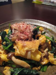 卵とほうれん草のバター醤油炒め♪-レシピのメイン写真