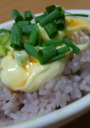 雑穀ごはん(赤米)ネギマヨ丼-レシピのメイン写真
