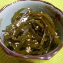 รูปของ 出し昆布で酢昆布☆