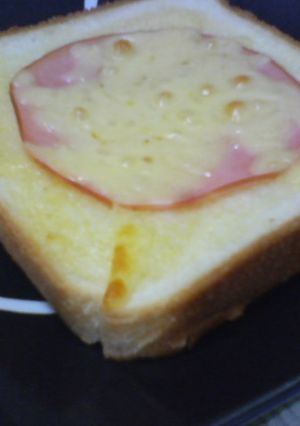 簡単！ハムチーズトースト-レシピのメイン写真