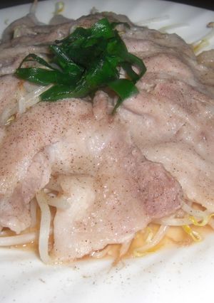 超簡単なもやし豚-レシピのメイン写真