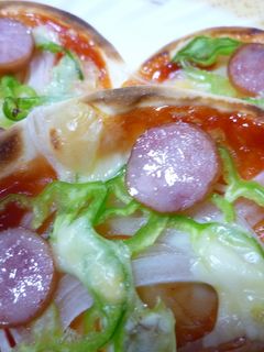 パリパリのミニピザ-レシピのメイン写真