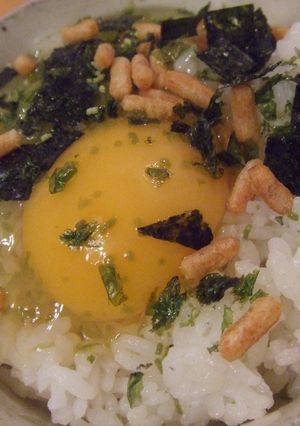 お茶漬けの素で♬卵かけご飯-レシピのメイン写真