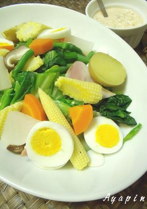 茹でるだけ！温野菜のヘルシーサラダ+。・-レシピのメイン写真