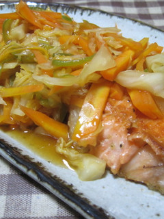 *余った野菜で鮭の甘酢あんかけ*-レシピのメイン写真