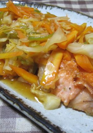 ＊余った野菜で鮭の甘酢あんかけ＊-レシピのメイン写真