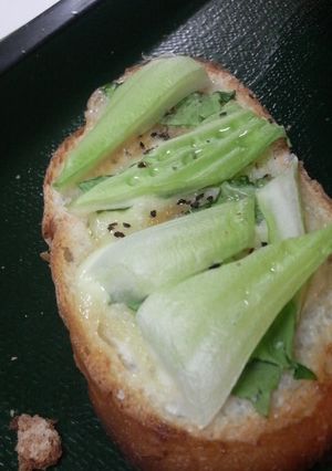 しゃきしゃき青梗菜のトースト♪-レシピのメイン写真
