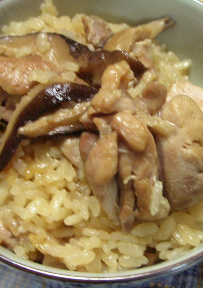 台湾家庭料理♪椎茸と鶏肉の炊き込みご飯-レシピのメイン写真