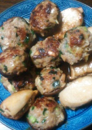 餃子のぐぅ～詰め-レシピのメイン写真