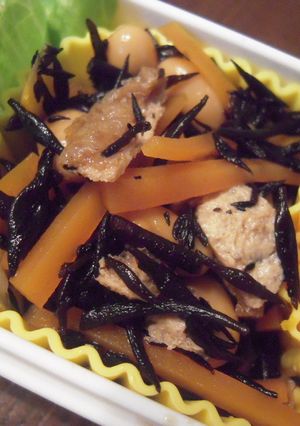 簡単ひじきの煮物＜お弁当に作り置き♪＞-レシピのメイン写真