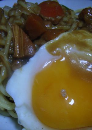 ２日目のカレーに！タイ風焼きそばカレー-レシピのメイン写真