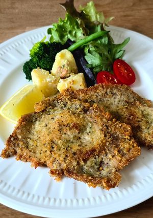 豚ロースの香草パン粉焼き　カツレツ🐖🌿-レシピのメイン写真