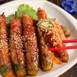 旨辛ハニーコチュジャン味♪オクラの肉巻き