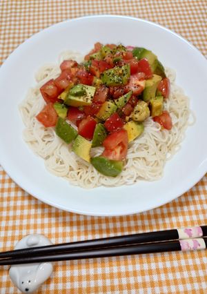 簡単☆お手軽アボカドとトマトのそうめん♩-レシピのメイン写真