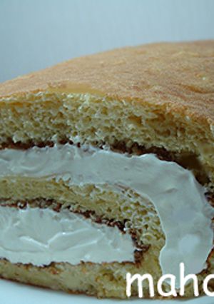 超ジャンボロールケーキinチーズクリーム-レシピのメイン写真