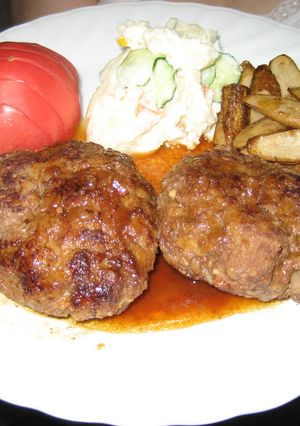 煮込みハンバーグ-レシピのメイン写真