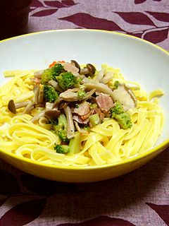 きのことブロッコリーのクリームパスタ-レシピのメイン写真