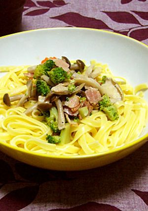 きのことブロッコリーのクリームパスタ-レシピのメイン写真