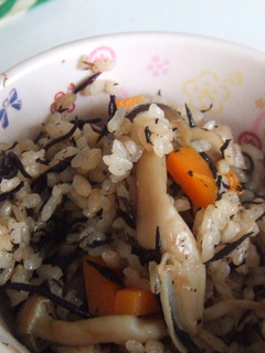 ✿ฺめんつゆで簡単 ひじきの炊き込みご飯-レシピのメイン写真