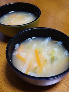 大根と人参の味噌汁-レシピのメイン写真