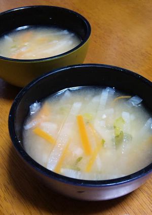 大根と人参の味噌汁-レシピのメイン写真