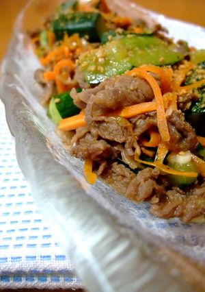 【夏野菜】たたき胡瓜と牛肉の中華風炒め-レシピのメイン写真