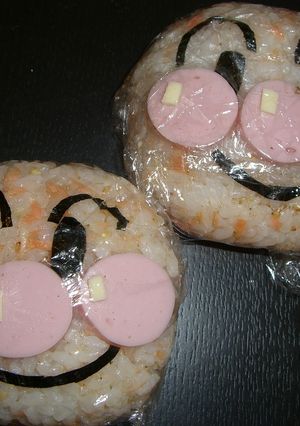 【簡単】アンパンマンおにぎり（鮭味）-レシピのメイン写真
